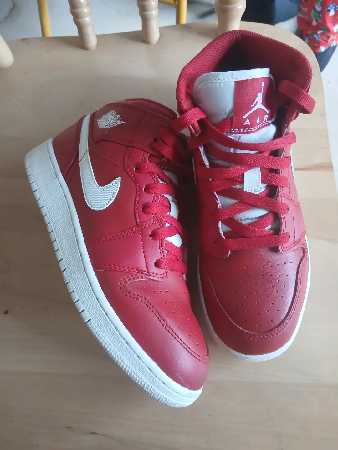 Air Jordan 1 Mid Red Sneakers