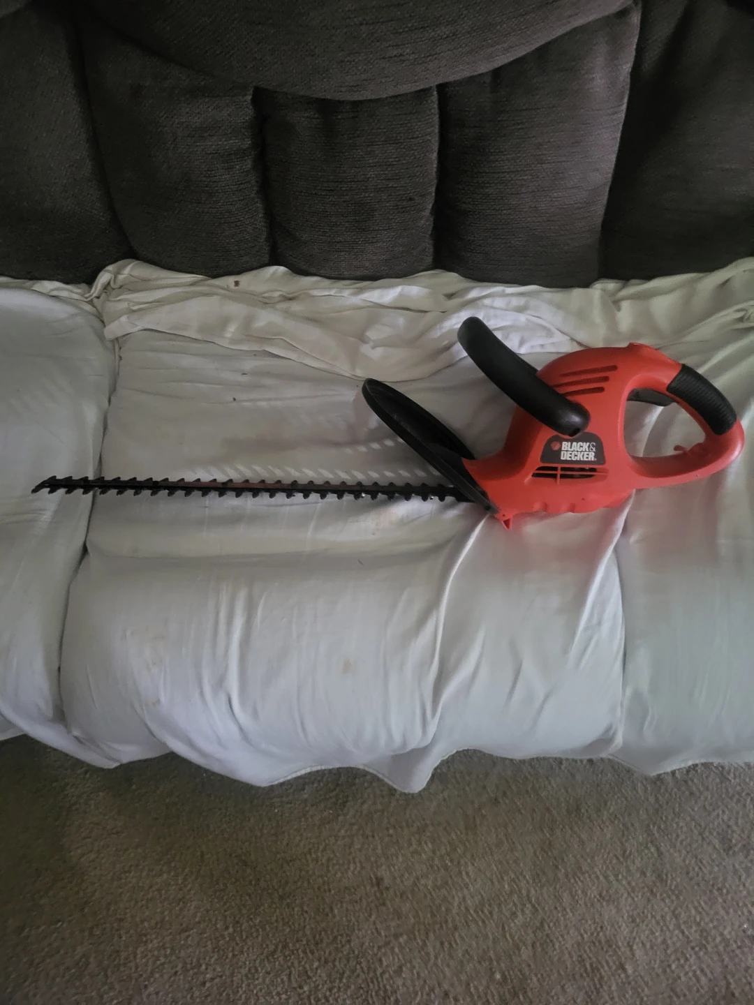 Black & Decker 20" Hedge Trimmer