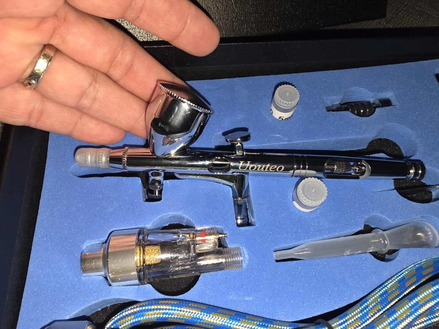 Uouteo Airbrush Kit - photo 3