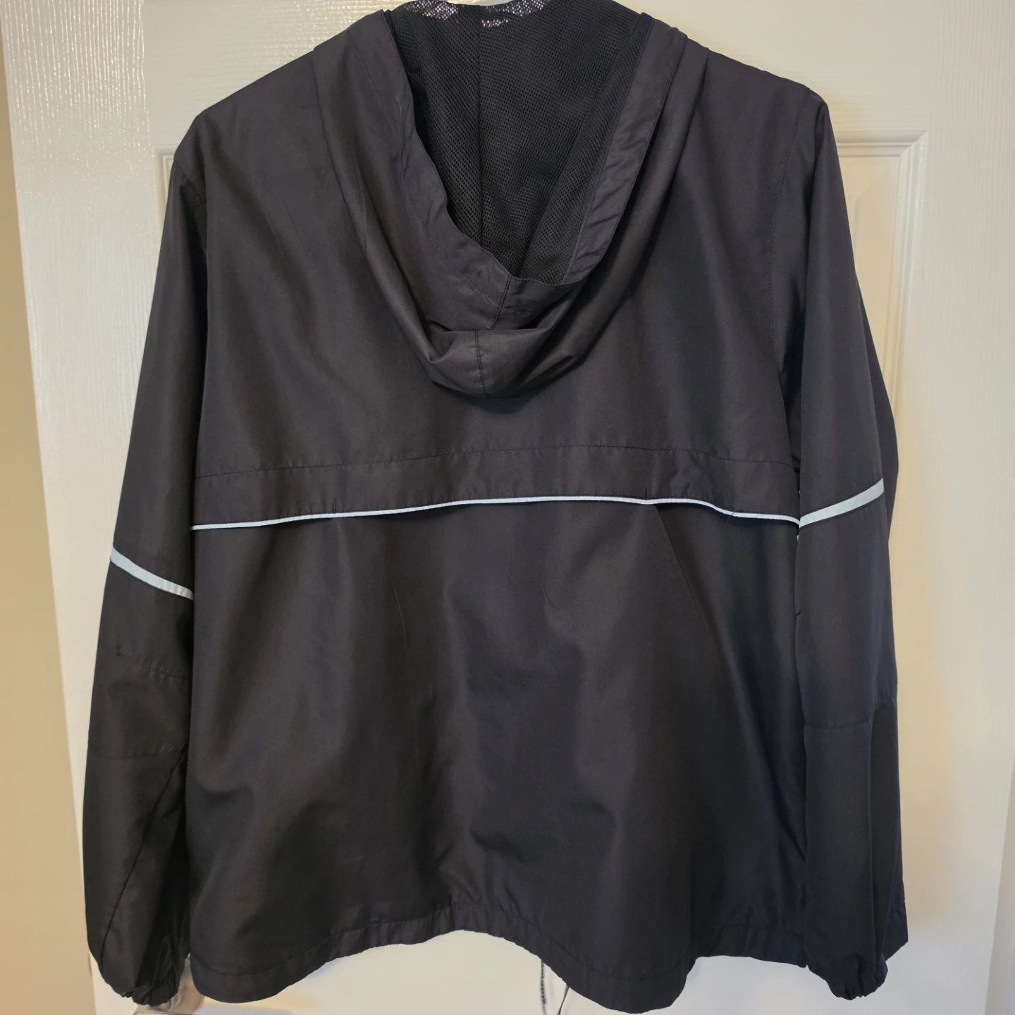 Sportek Black Hooded Windbreaker Jacket L/G - photo 5