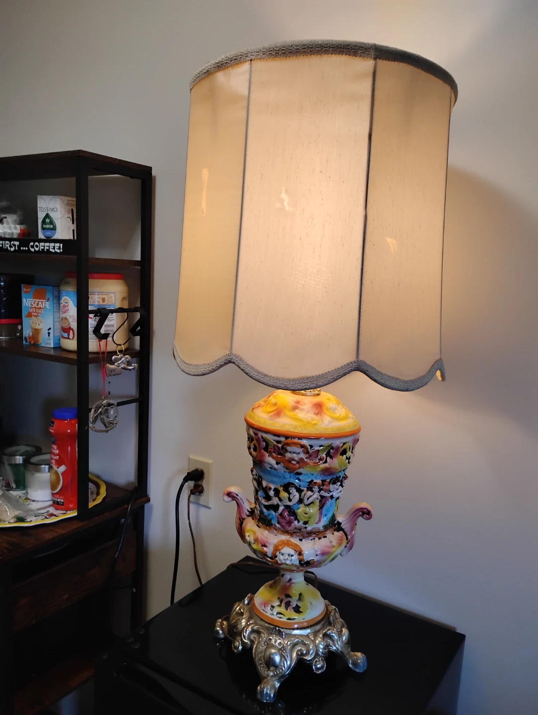 Vintage Ceramic Figural Table Lamp - photo 4