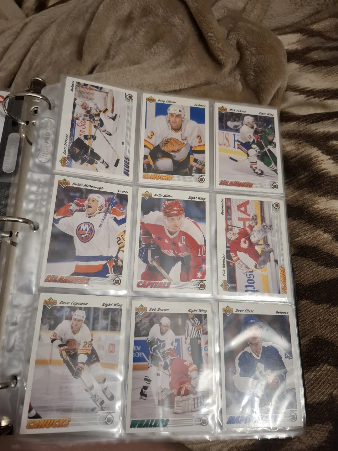 Collection of Hockey and Baseball Cards - photo 2