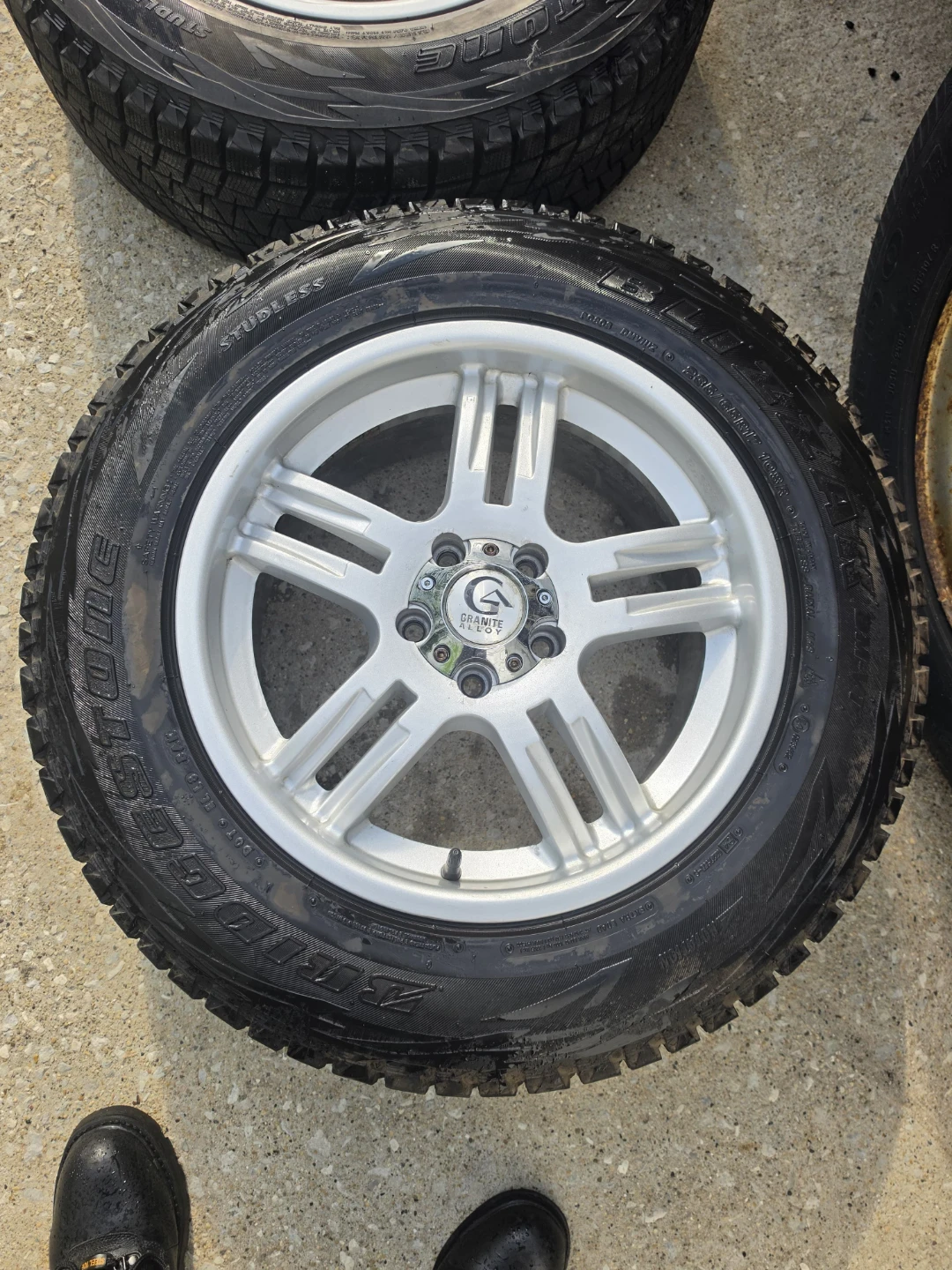 17 inch granite alloy rims wheels 5x114.3 5x4.5 bridgestone - photo 2