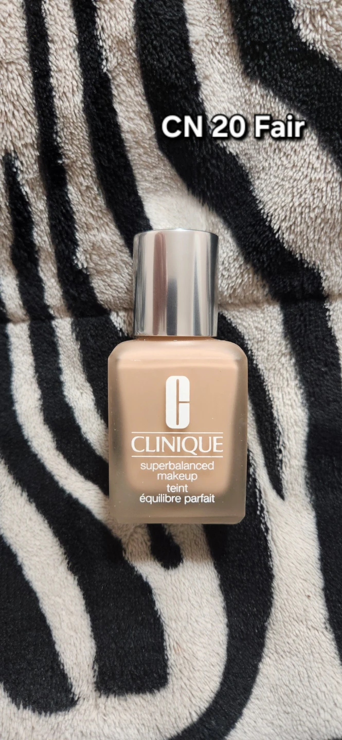 Clinique Beyond Perfecting Foundation + Concealer - photo 2