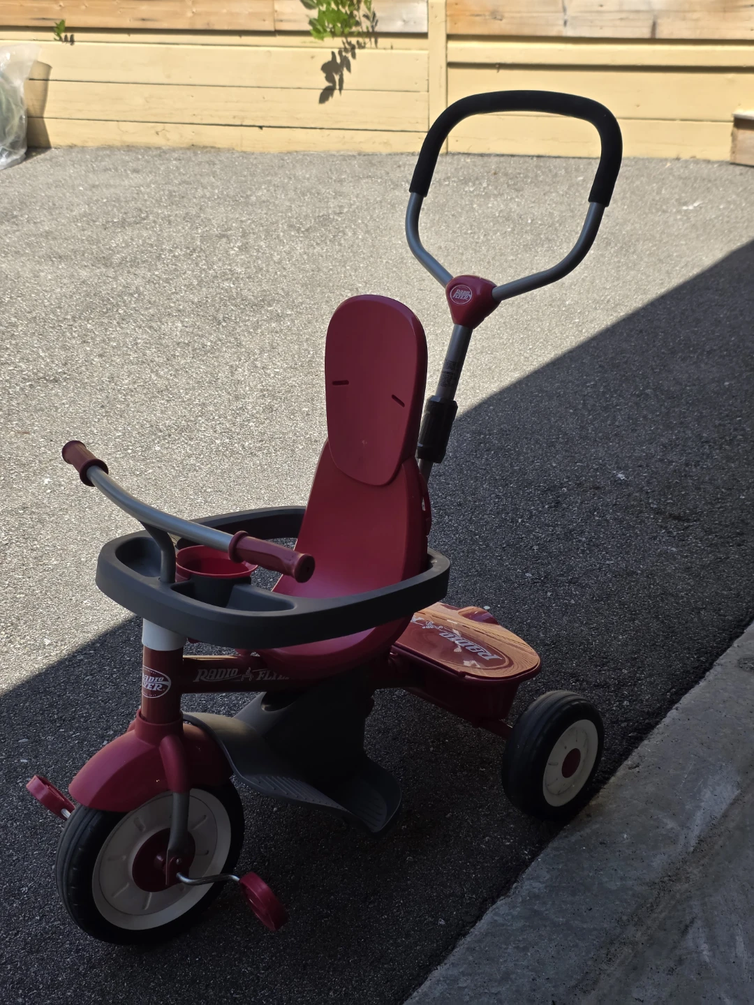 Radio Flyer Tricycle - photo 5