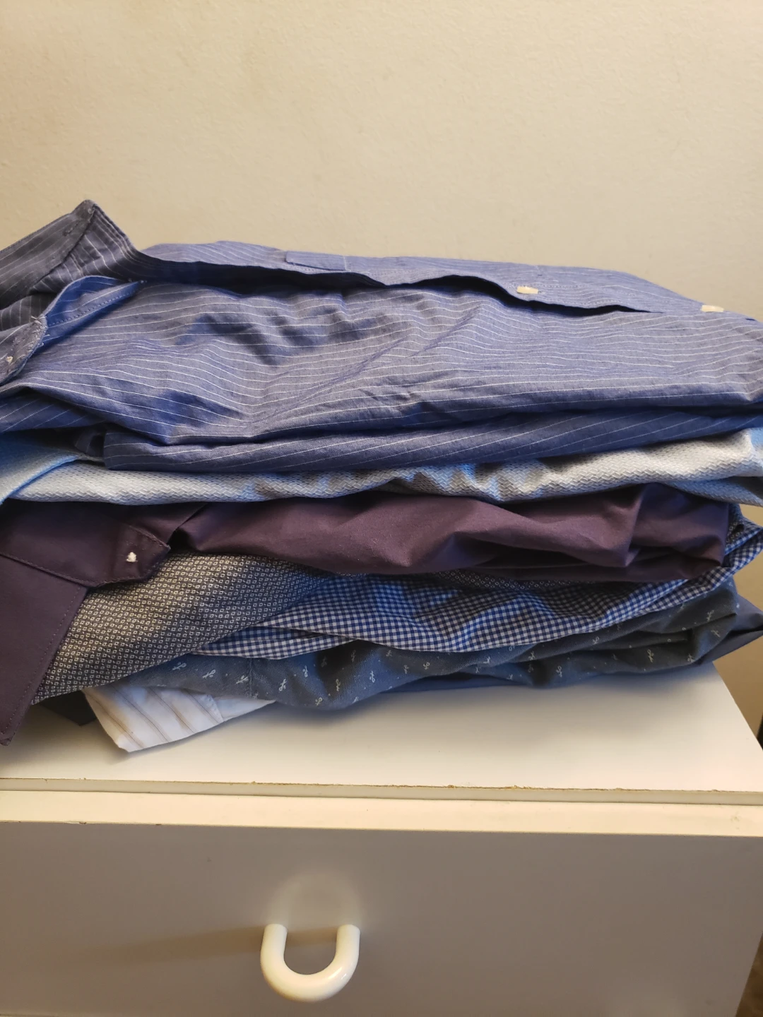 $25 Brand Bundle of Men's Dress Shirts.