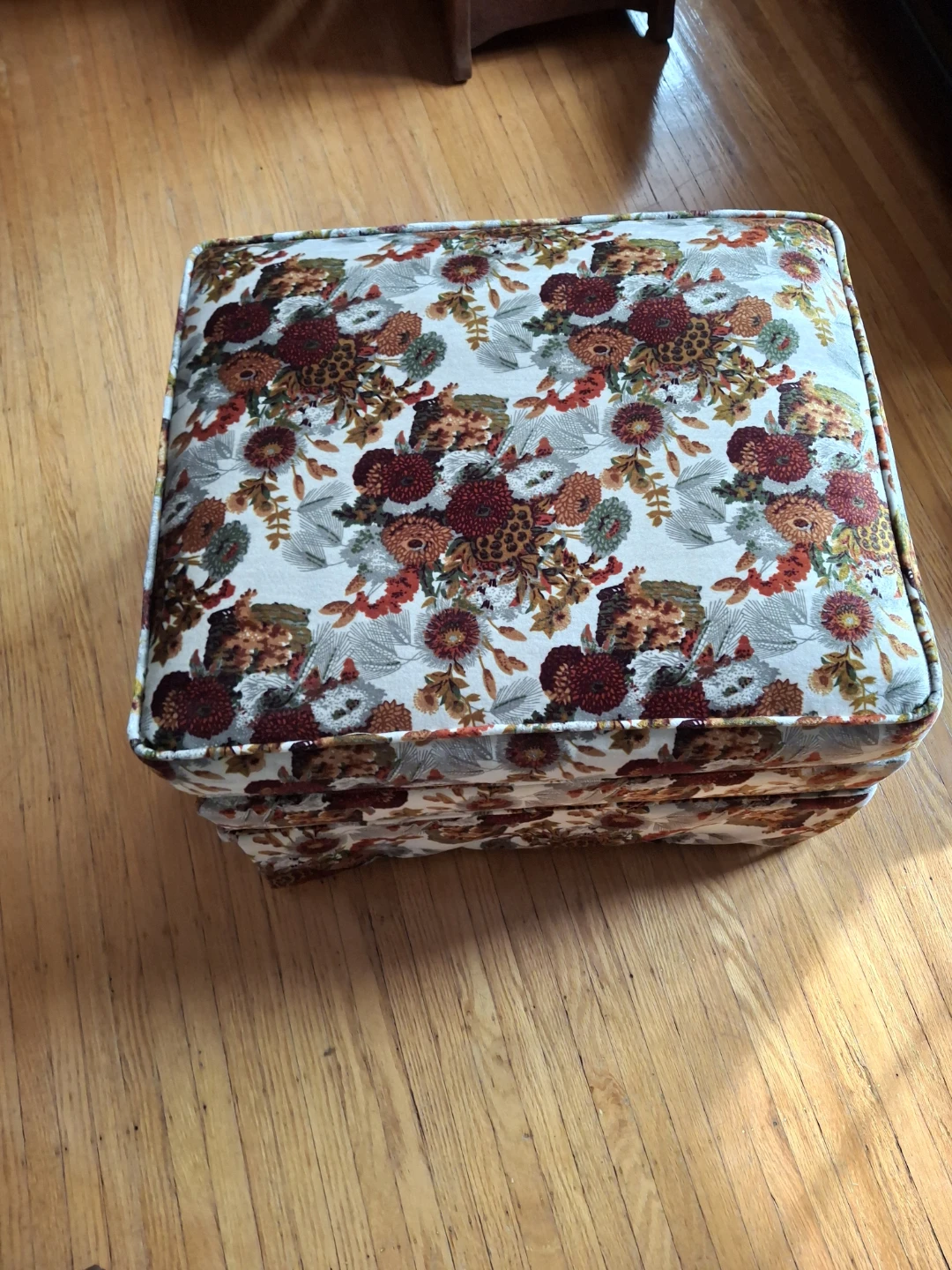Floral Upholstered Ottoman with Wheels
