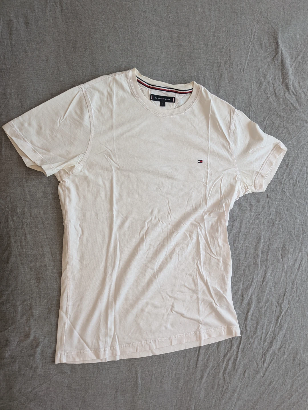 Tommy Hilfiger White T-Shirt