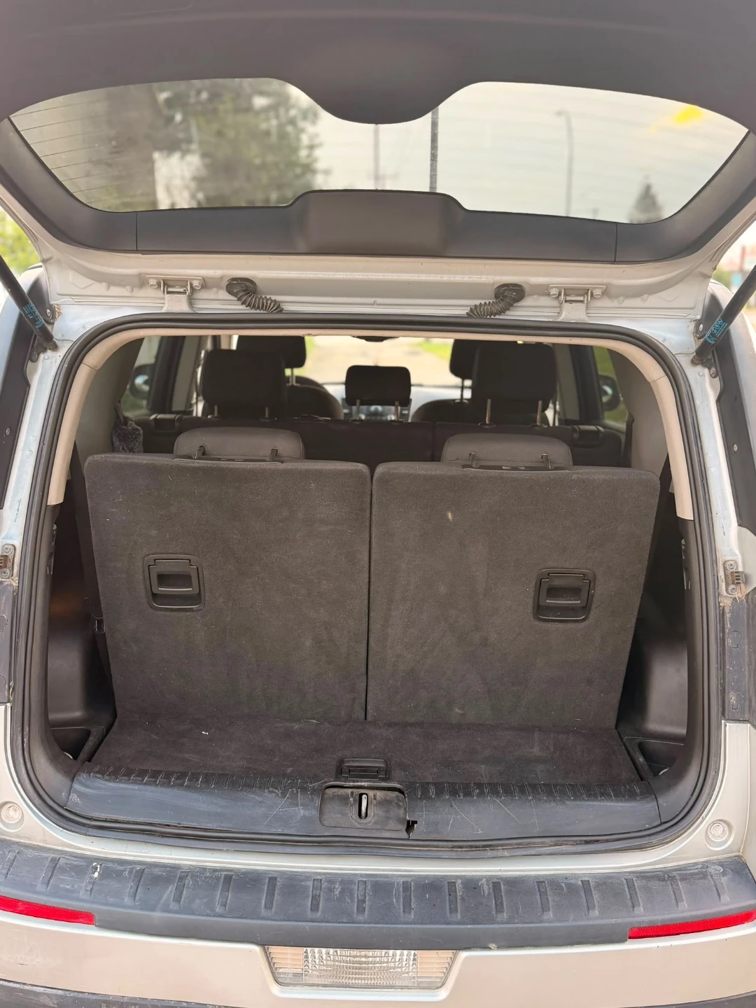 Silver Chevrolet Orlando LT - photo 5