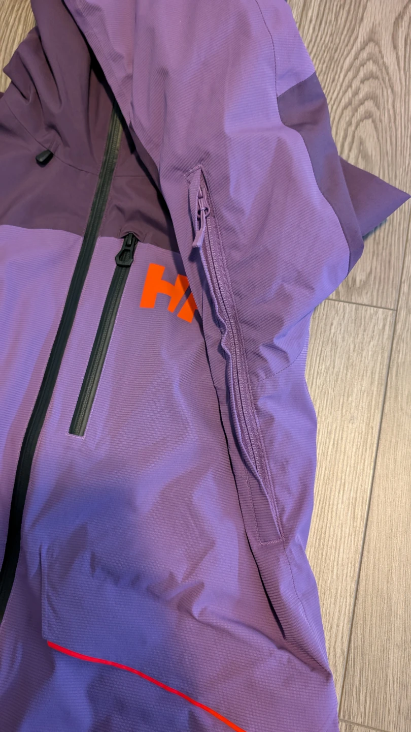 Helly Hansen Powchaser LIFALOFT™ Insulated Ski Jacket - photo 4
