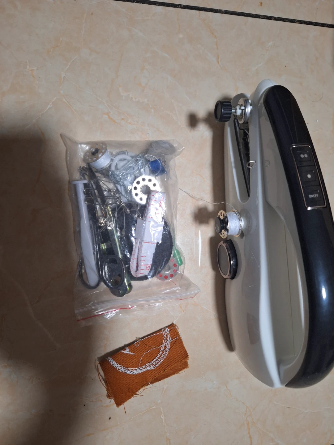 Mini Portable Sewing Machine - photo 2