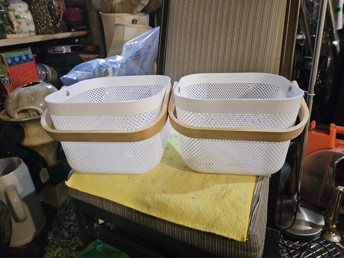 Set of 2 White Perforated Storage Baskets with Wood Handles - photo 3
