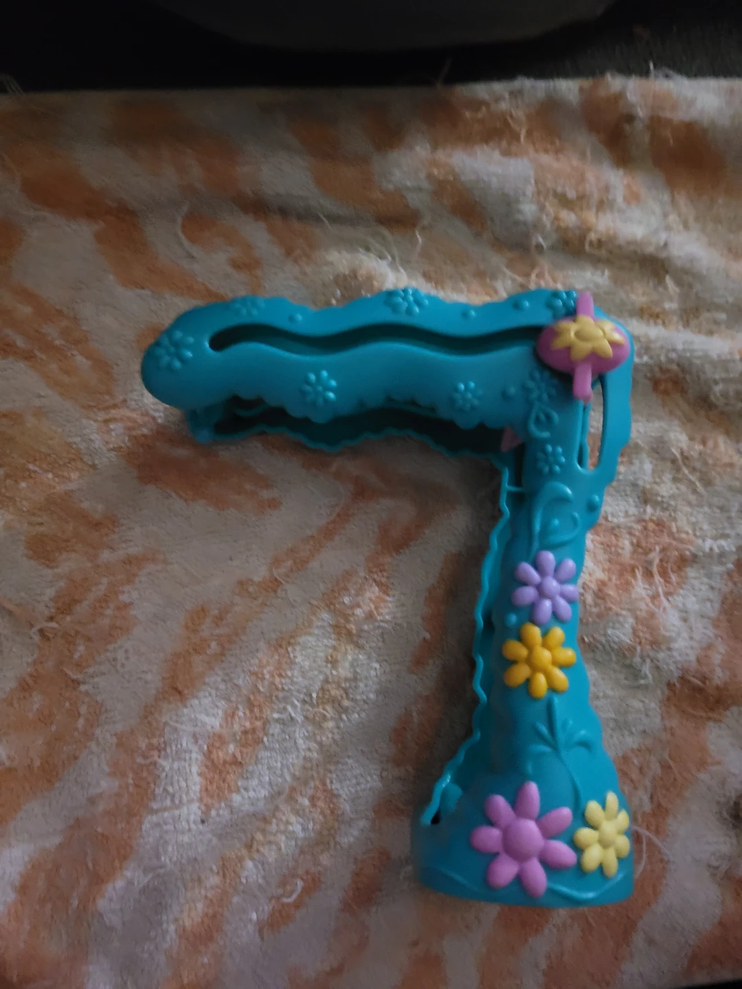 replacement part for the 2005 Hasbro Littlest Pet Shop