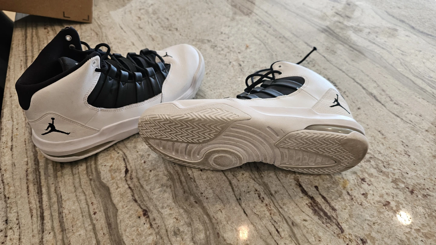 Jordan Air 23 Sneakers - photo 2