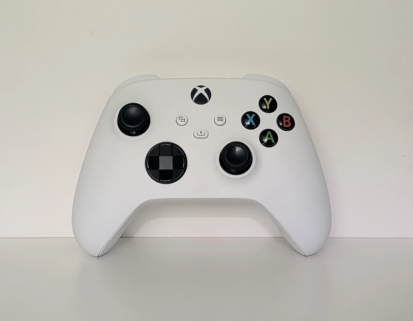 1TB All Digital Xbox One S (Not Series S) w/ Controller & Cables - photo 2