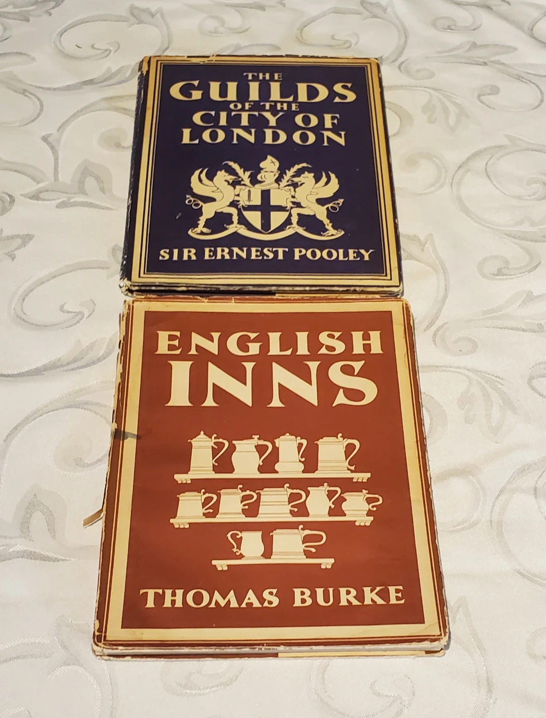 Collection of 8 Vintage Books on British Topics - photo 2