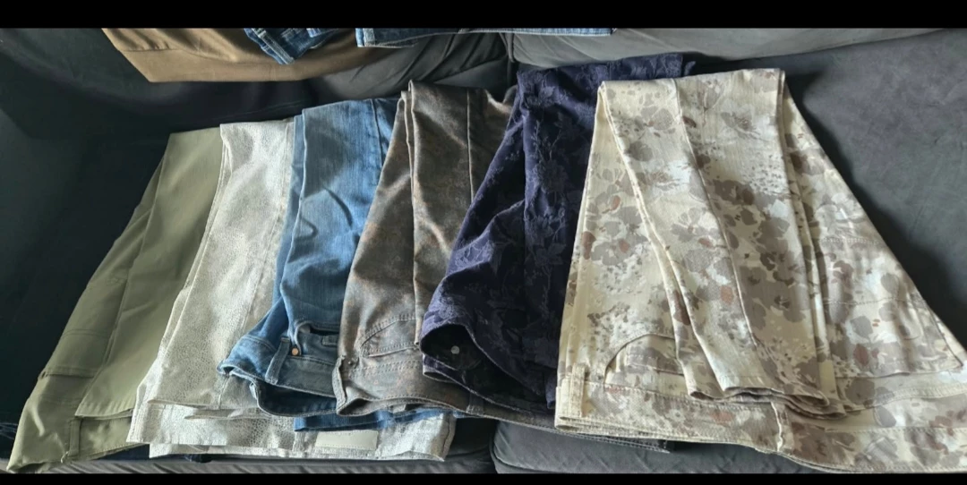 Lot of women's pants and jeans size 14 and M/L - photo 3
