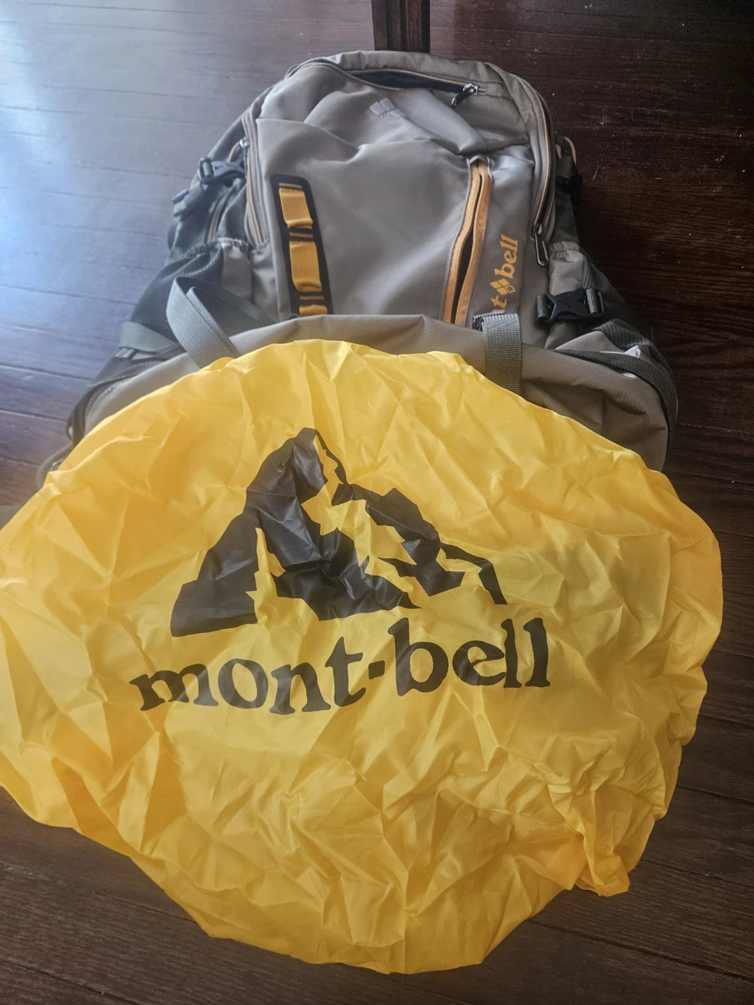 Mont-Bell Pioneer V 35 Hiking Backpack with Rain Cover - photo 4