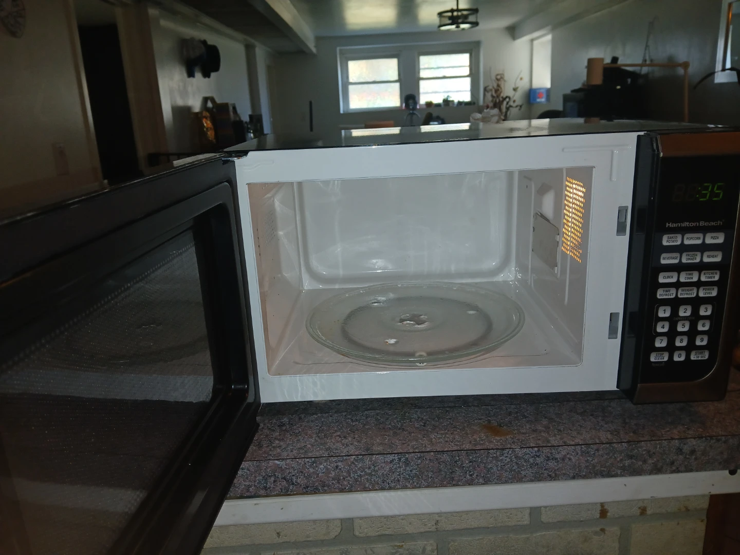 Microwave oven - photo 3
