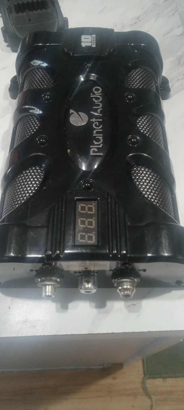 Planet Audio 10 Farad Digital Capacitor