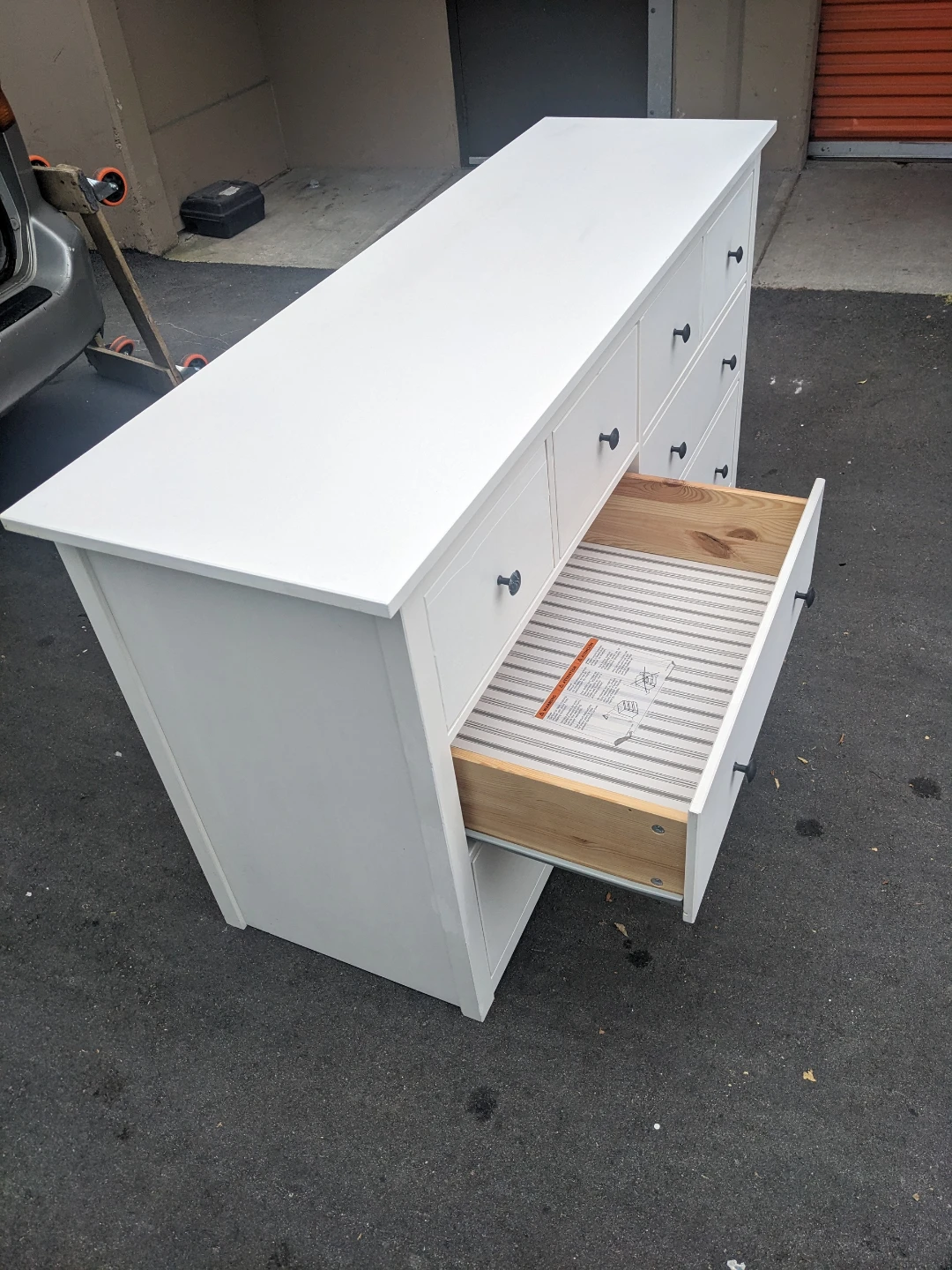 Dresser Ikea delivery available - photo 4