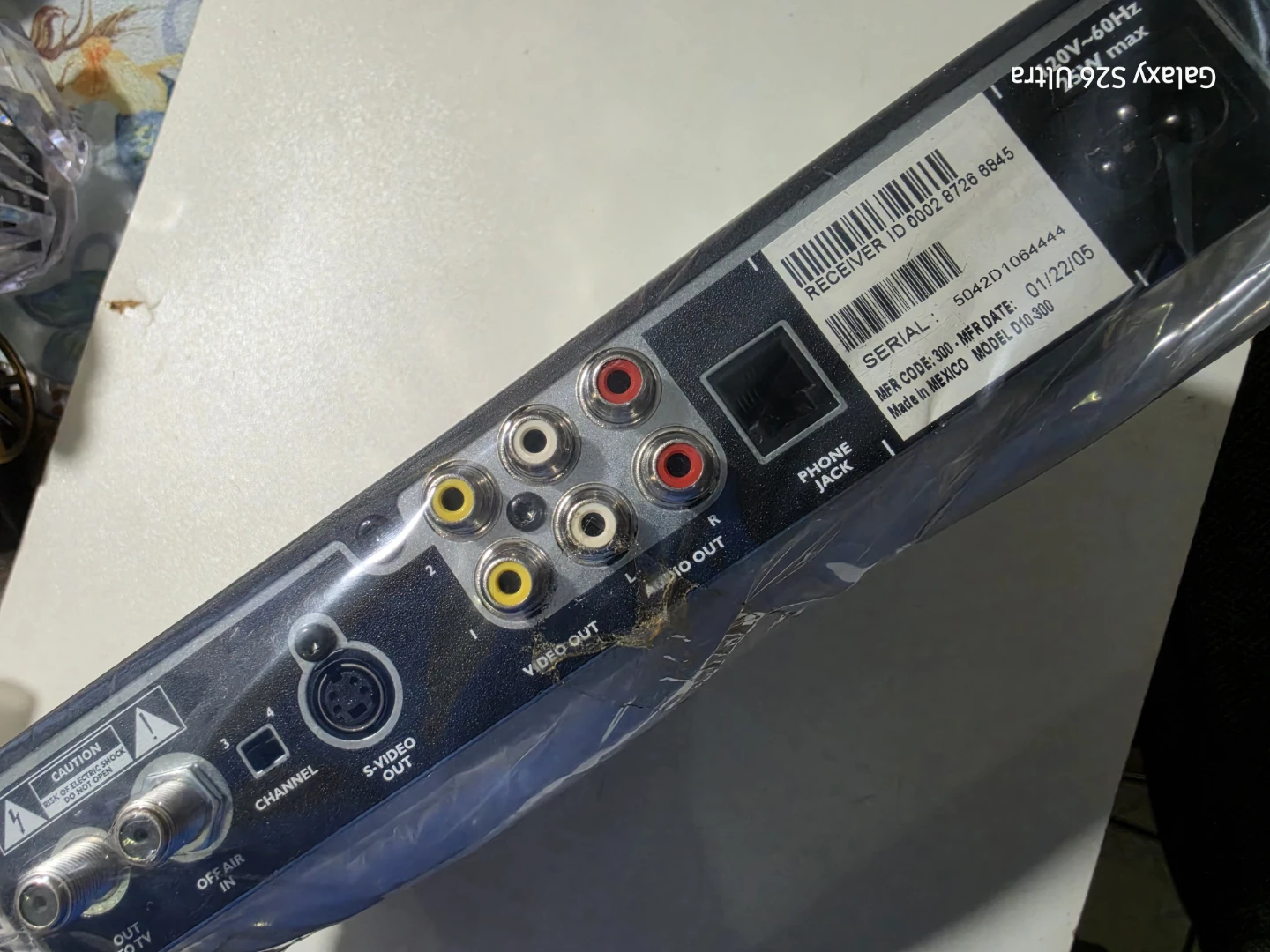 Vintage DIRECTV D10-300 Digital Satellite Receiver - photo 5