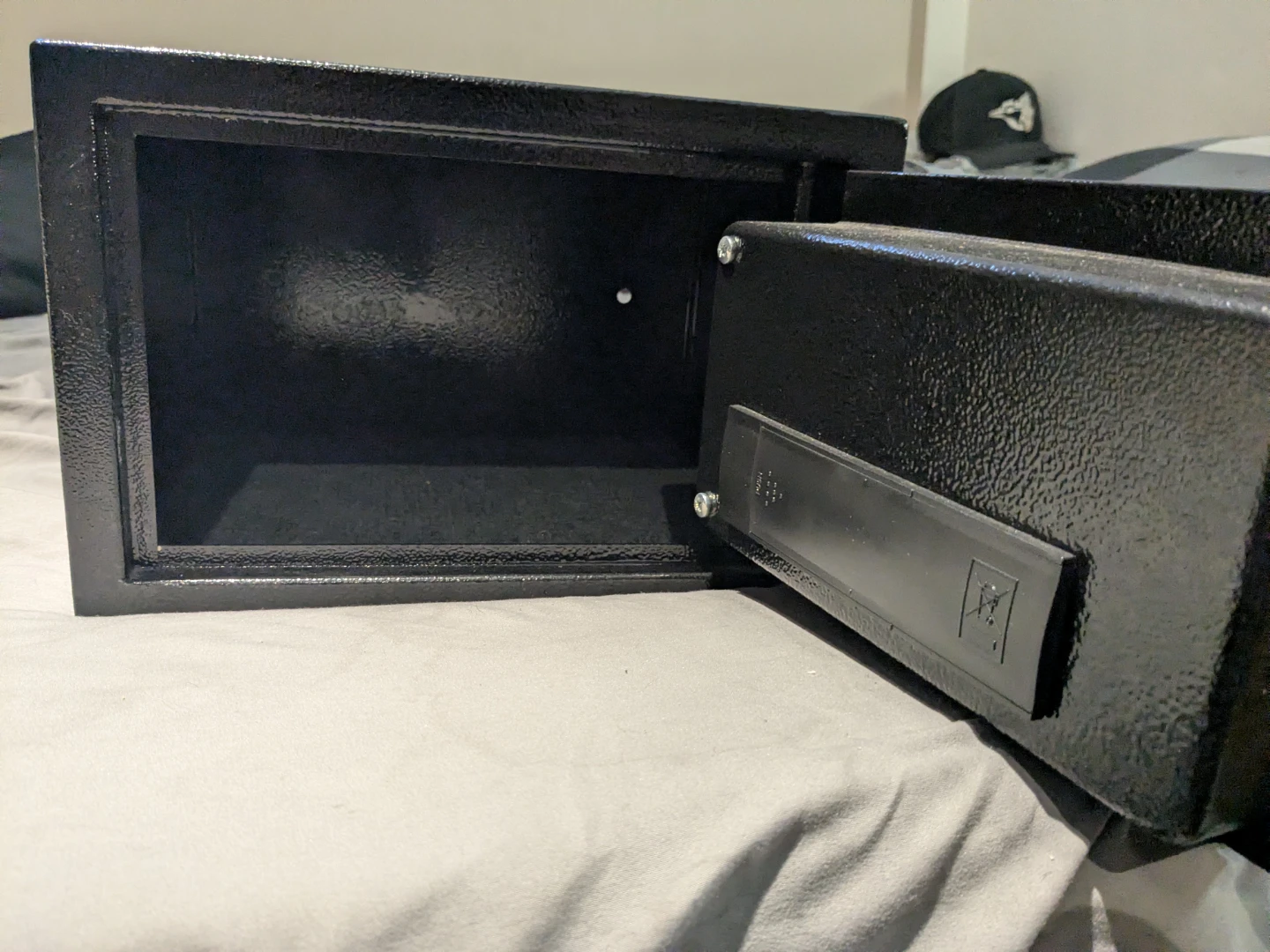 SentrySafe Digital Safe - photo 2