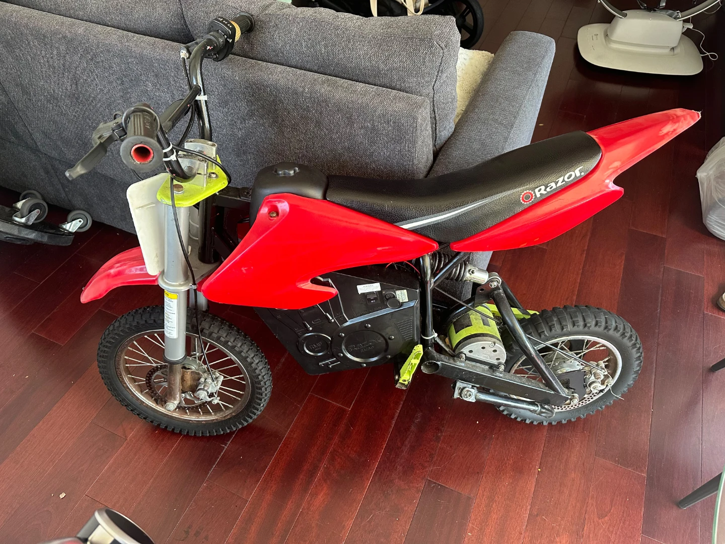 Razor Electric Dirt Bike - photo 2