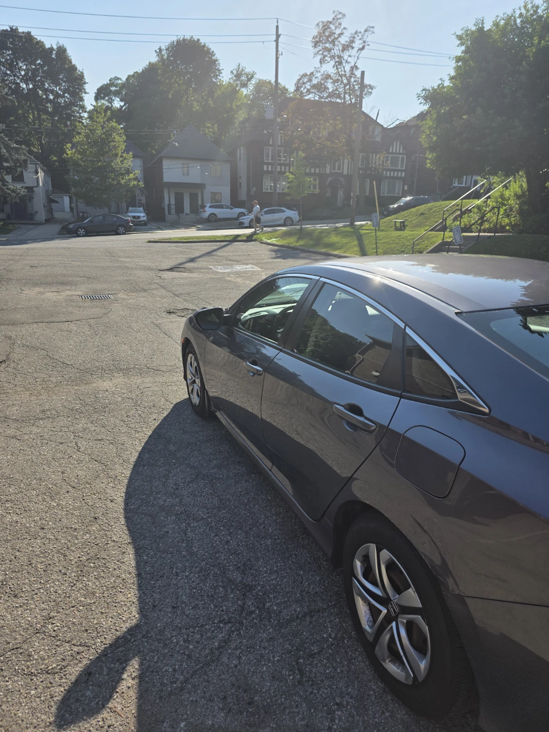 2018 Honda Civic — 6-Speed Manual — 192,000 km - photo 4