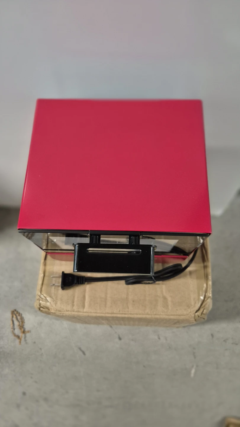 Dash Mini Red Toaster Oven - photo 3