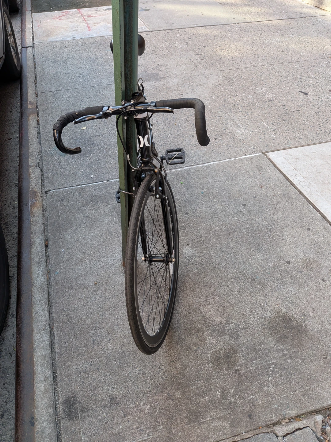 Hurley Black Road Bike