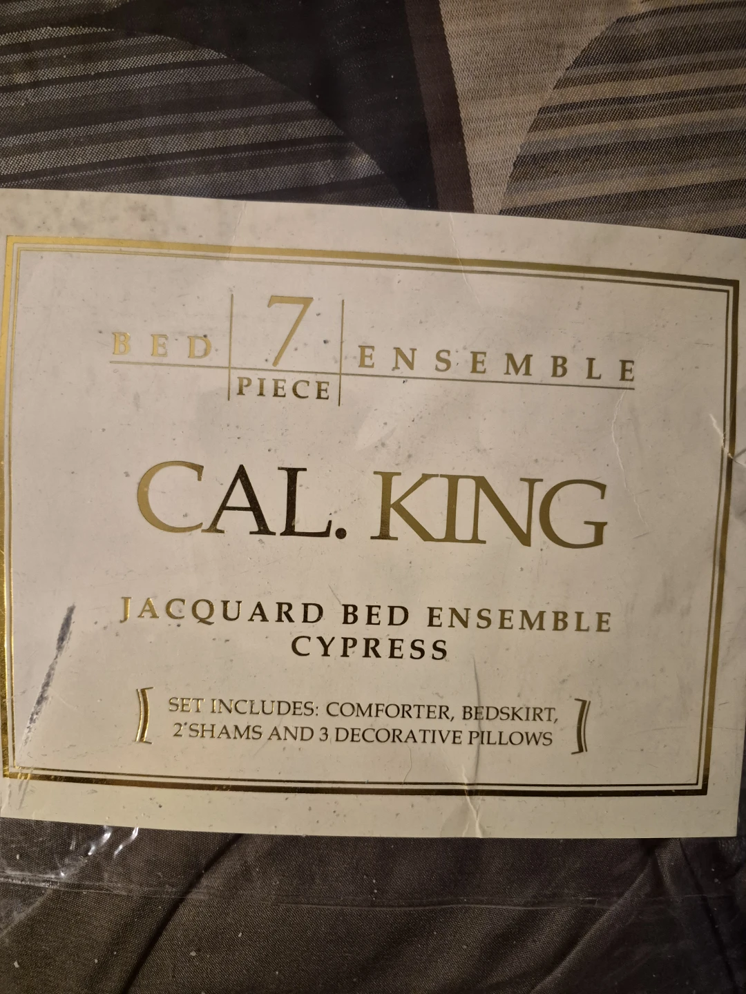 7 Piece Cal King Jacquard Bed Ensemble - photo 3