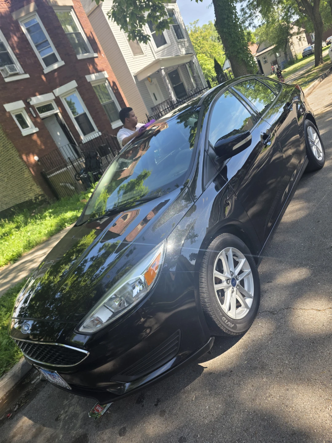Black Ford Focus Sedan - photo 5