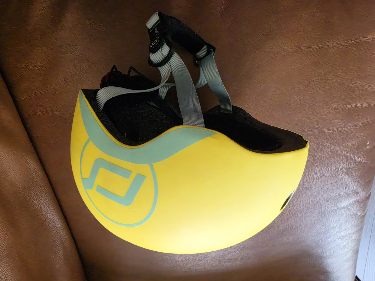 Scoot & Ride Yellow Helmet - photo 3