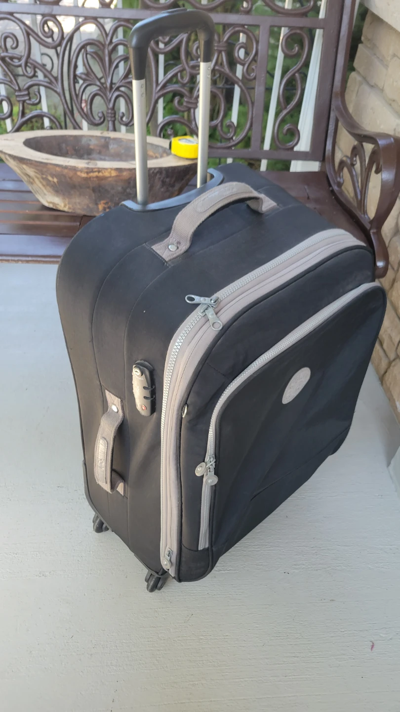 Black Rolling Suitcase  21"&27" - photo 4