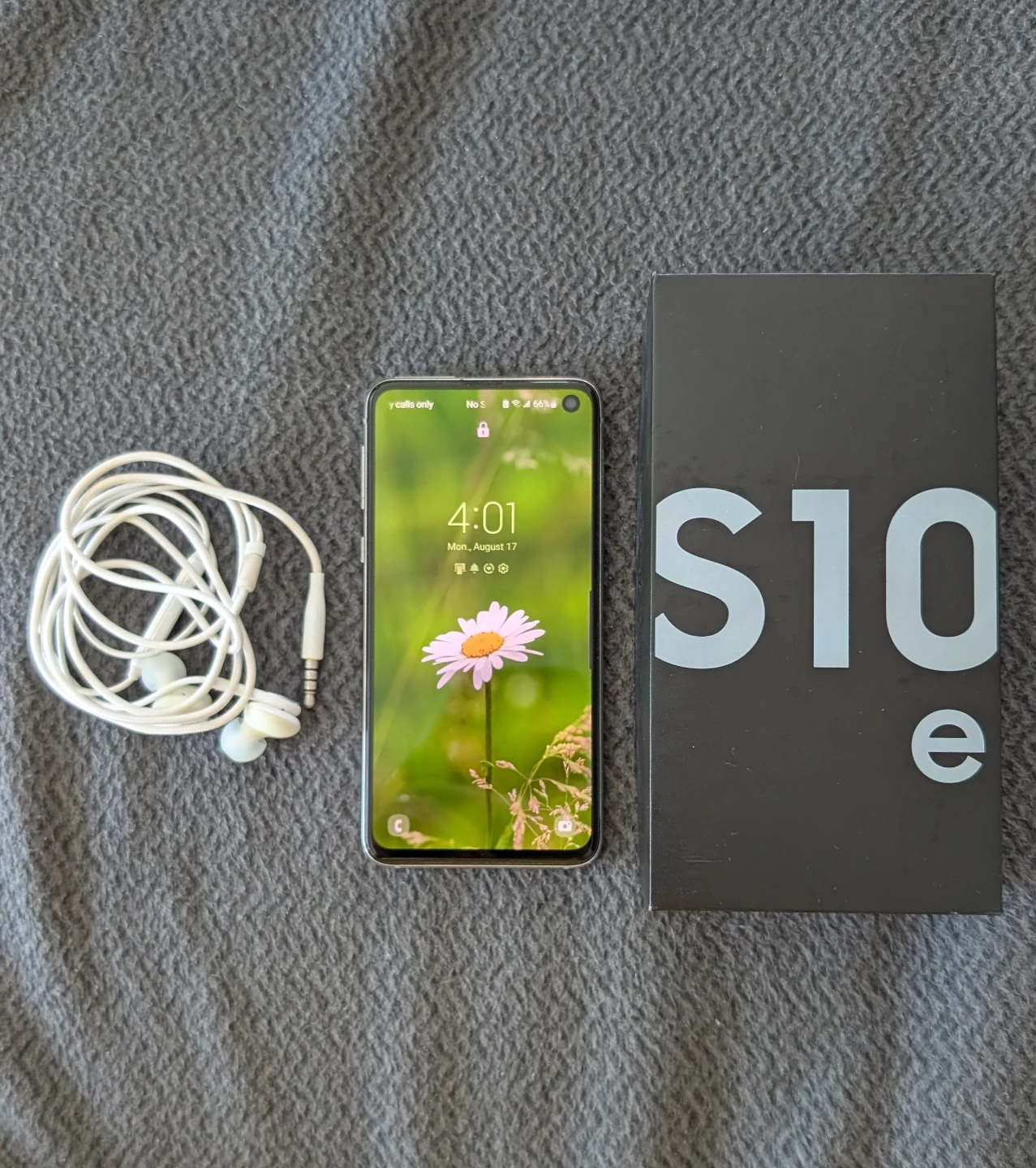 Samsung Galaxy S10e 128GB – Unlocked