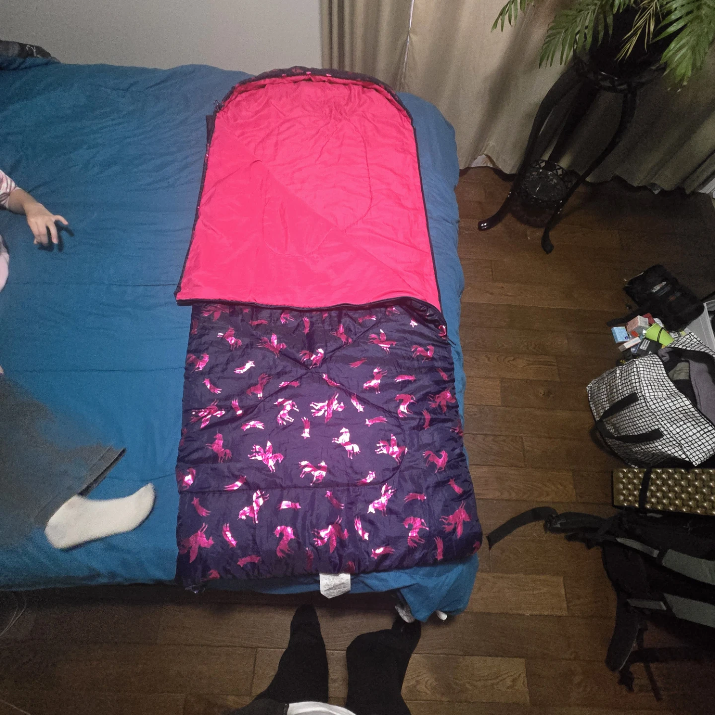 Woods Kids Sleeping Bag rated for 10°