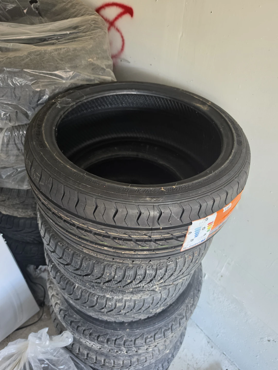 Joyroad Sport RX6 Tires 225/40R18 92W XL