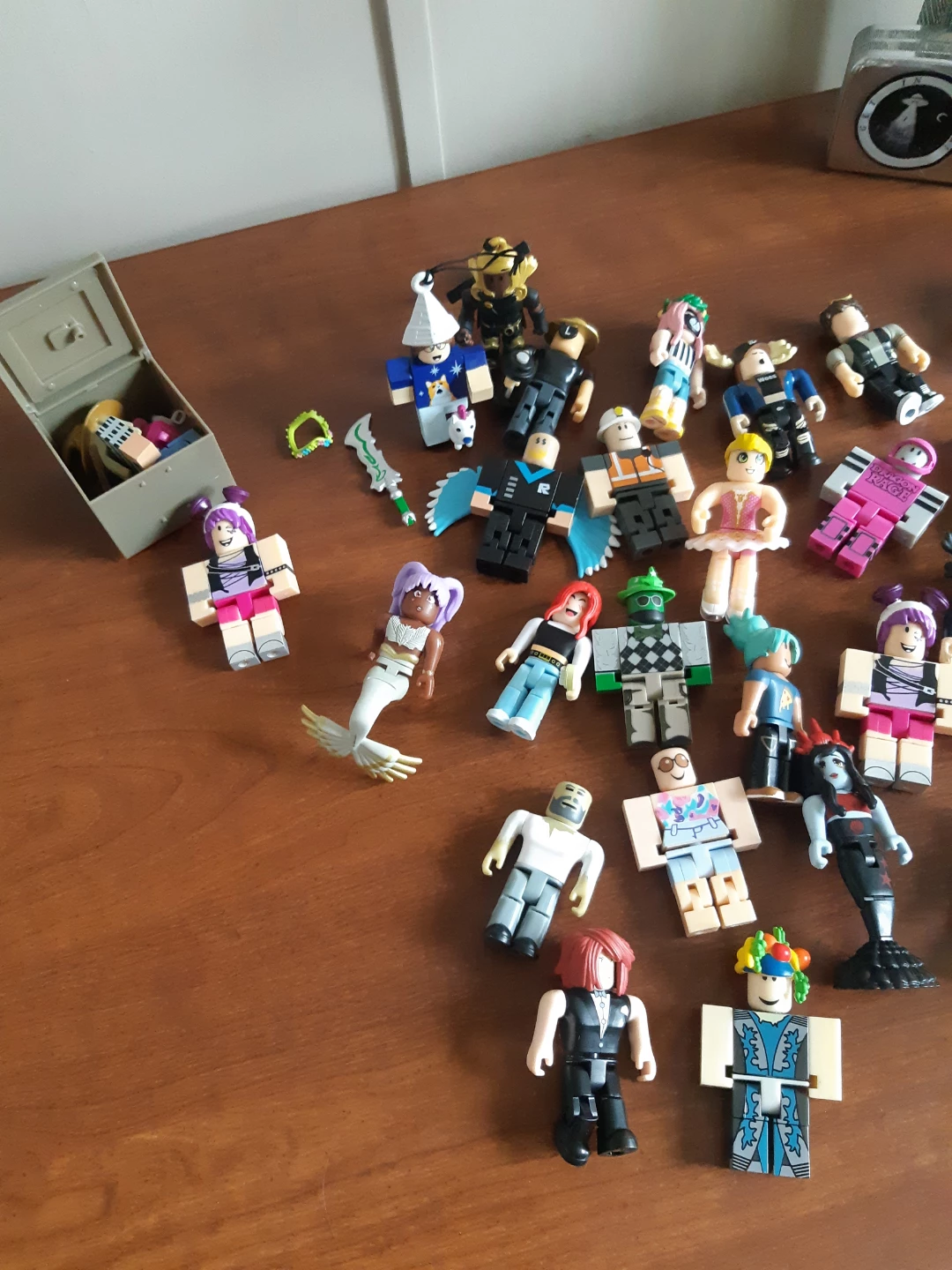 Roblox character bundle - photo 4