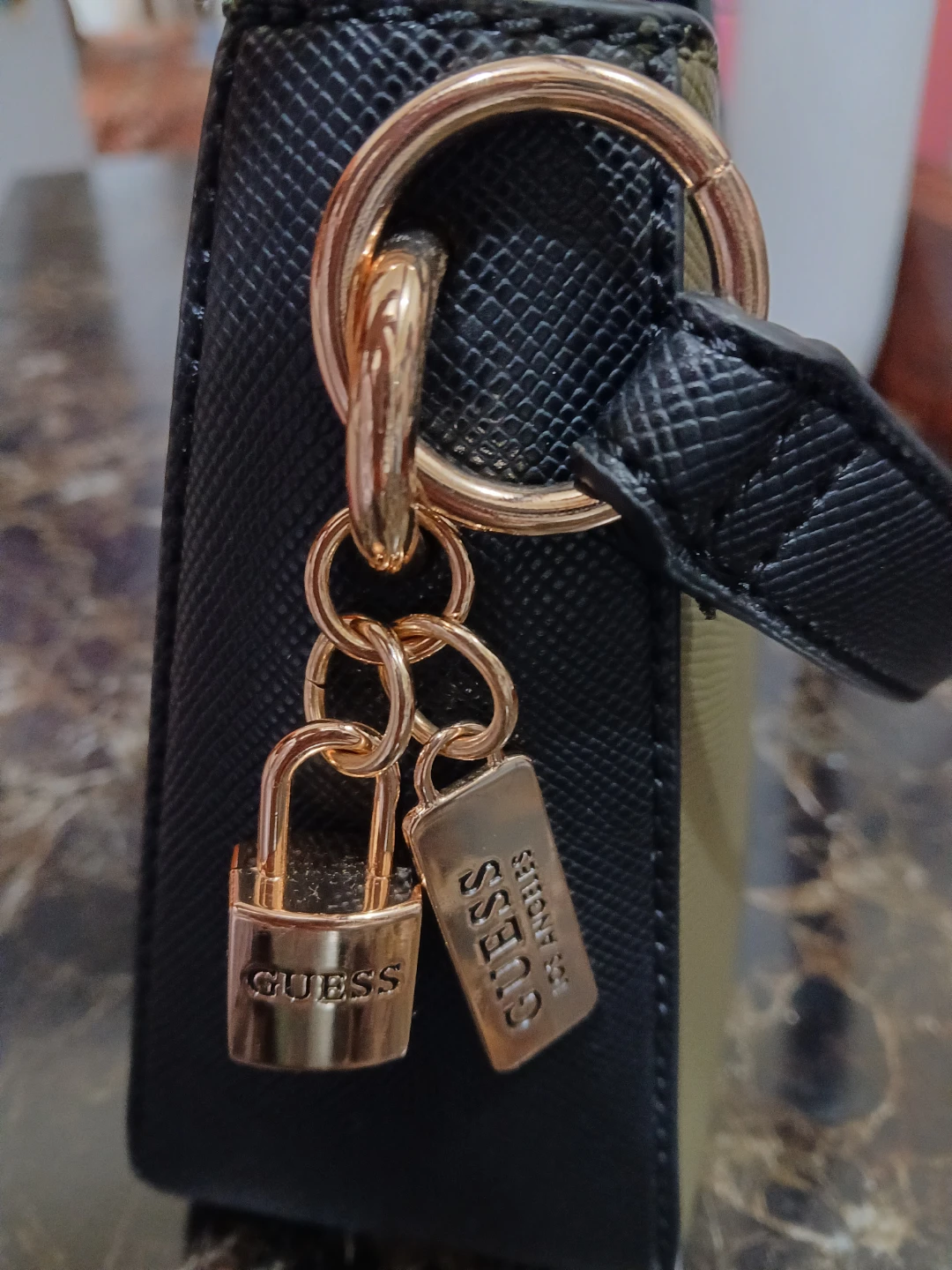 GUESS Los Angeles Shoulder Bag - photo 2