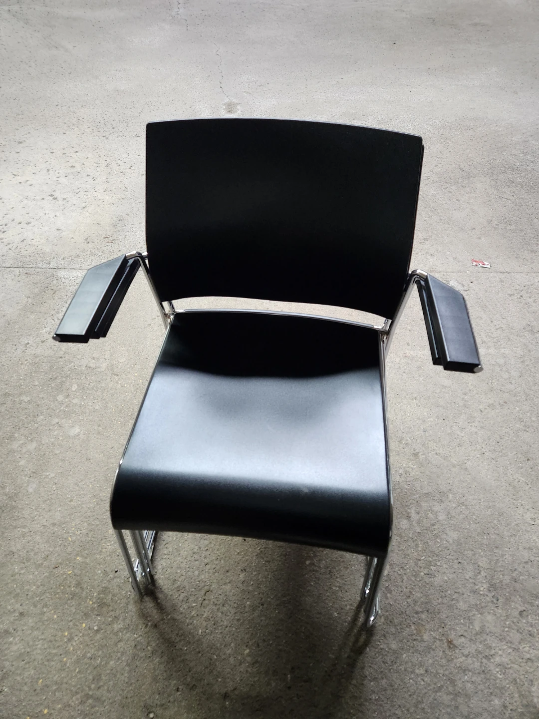 Chair - photo 2