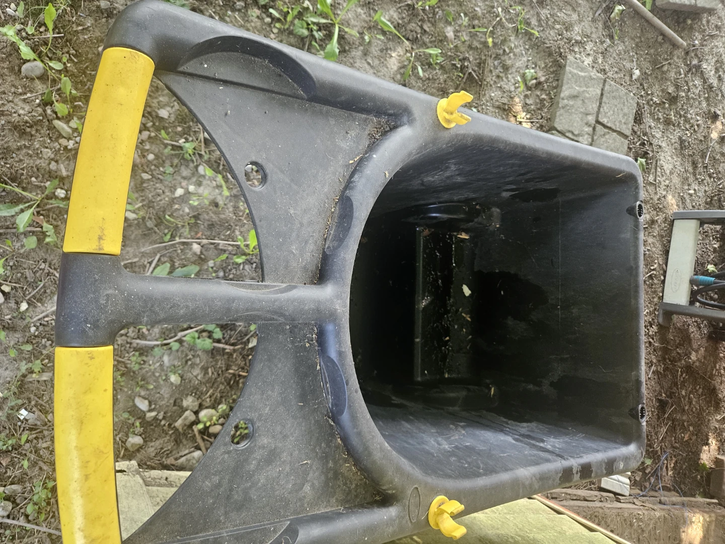 Black Plastic Garden Cart with Yellow Handles - photo 2