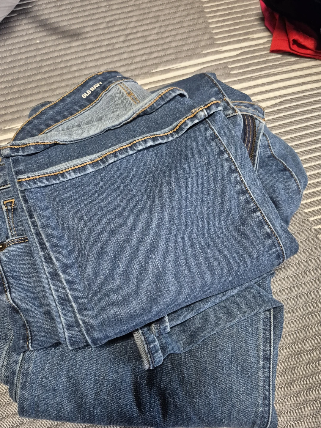 Old Navy Mid-Rise Kicker Boot-Cut Jeans Size 16