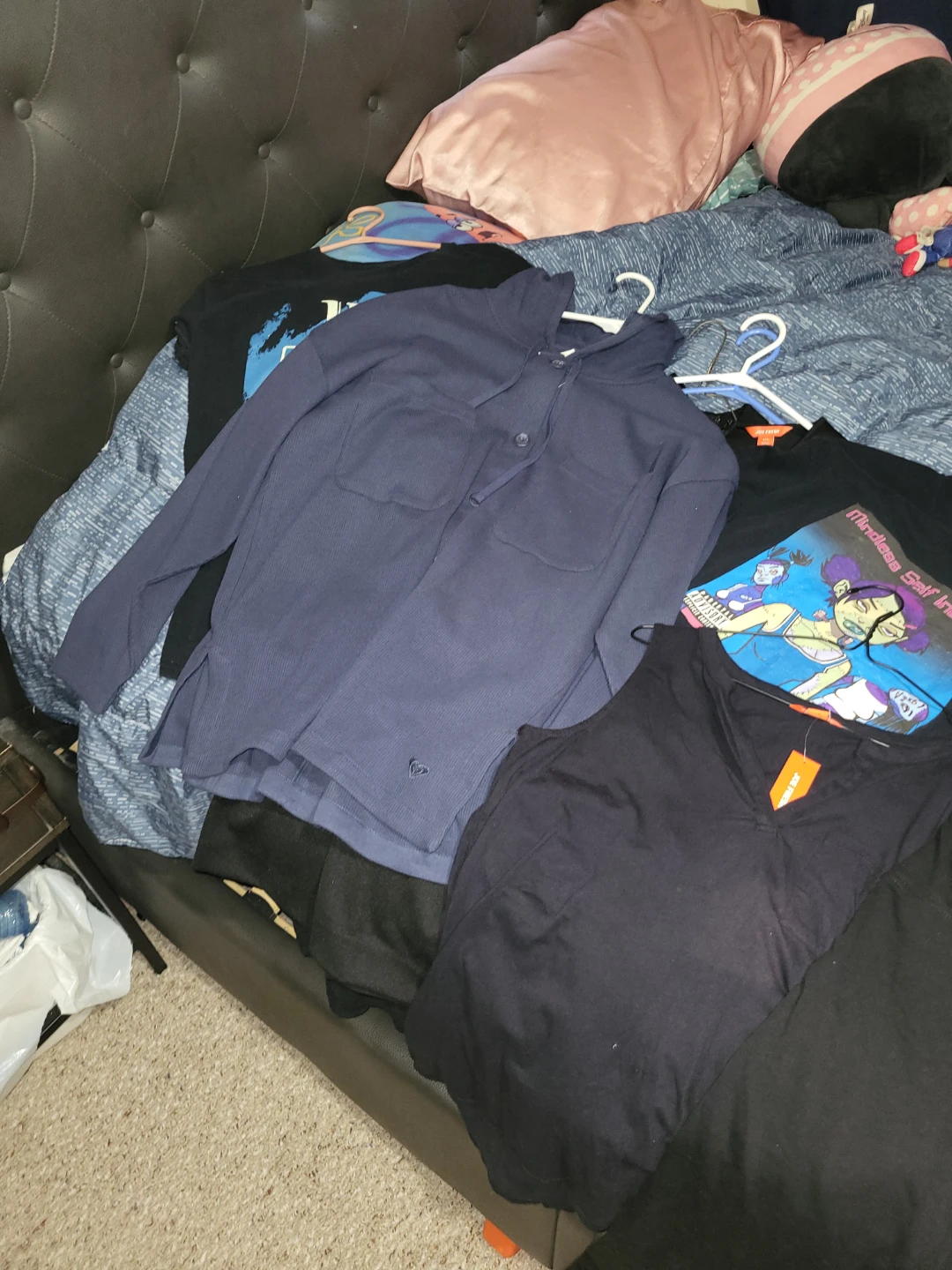 Bundle of Women's Clothing - photo 2