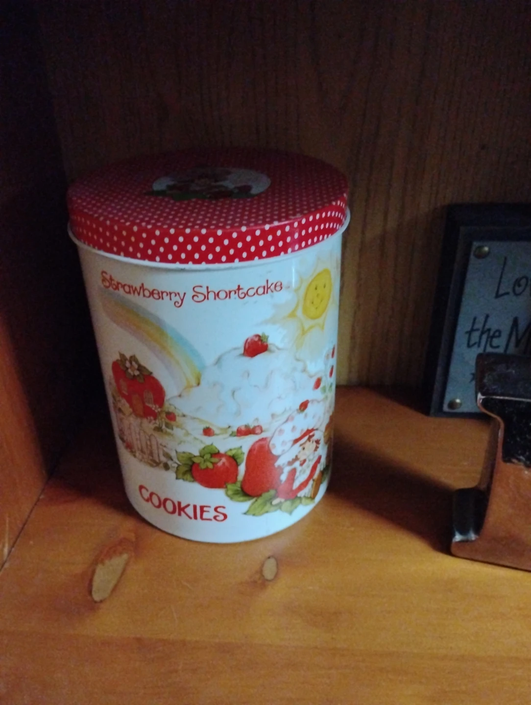 Vintage Strawberry Shortcake Cookie Tin