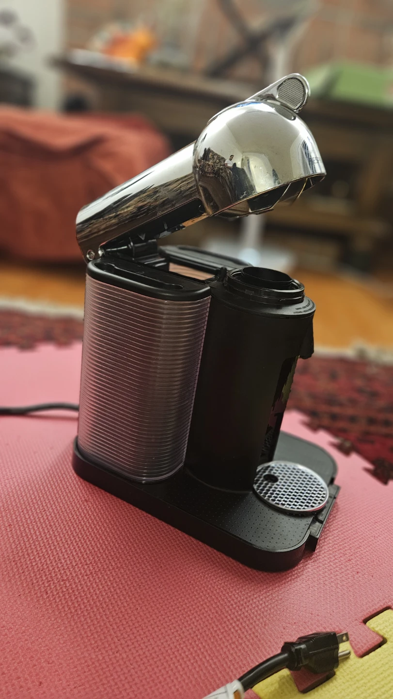 Nespresso Vertuo Espresso Machine