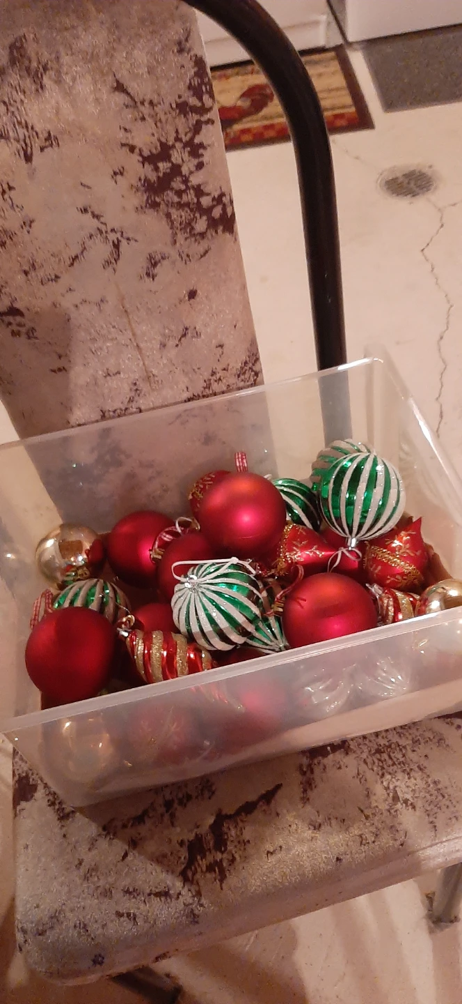 Christmas Ornaments - Red, Green & Gold