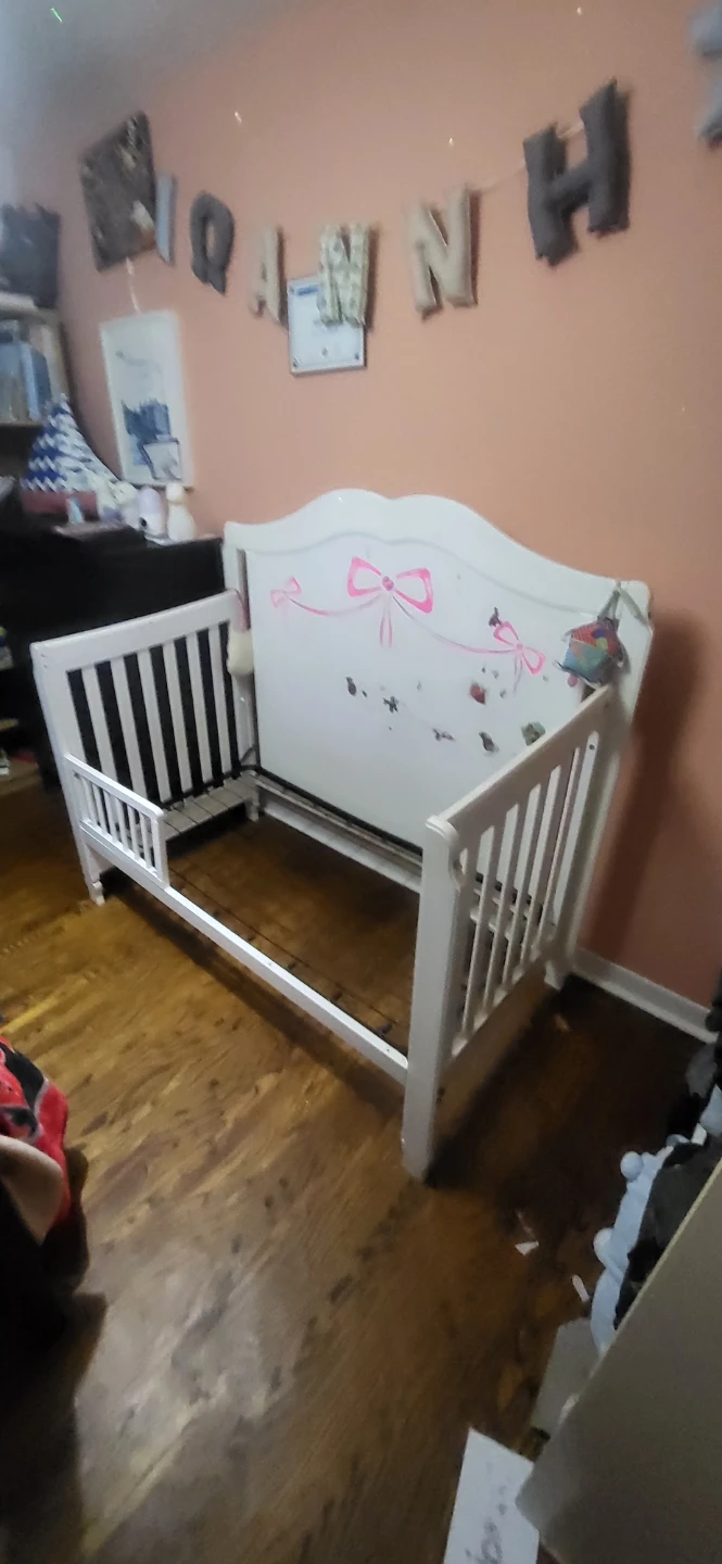 Storkcraft Princess 3-in-1 Convertible Crib - photo 2