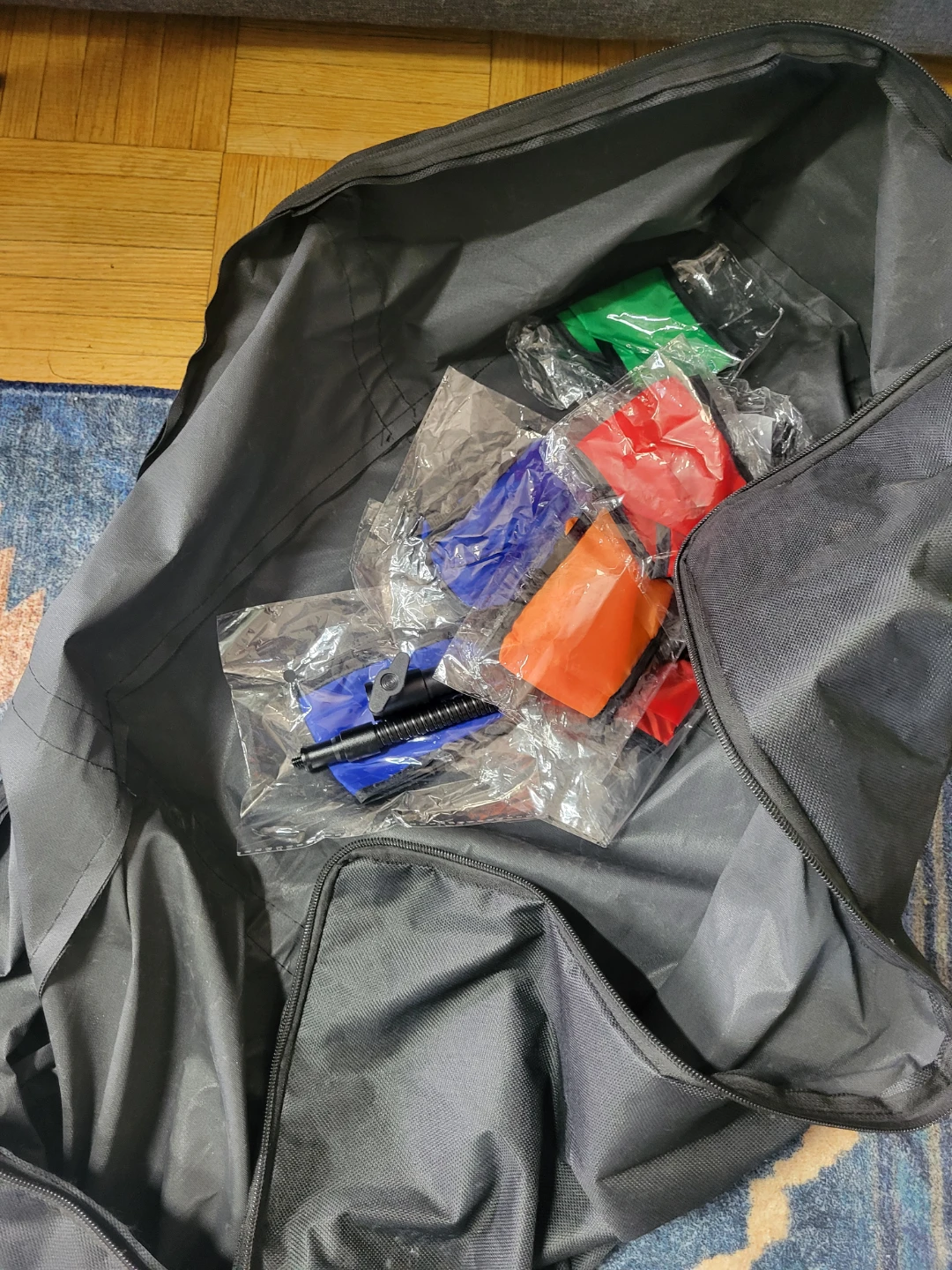 Portable LED Light Kit with Carrying Bag - photo 4