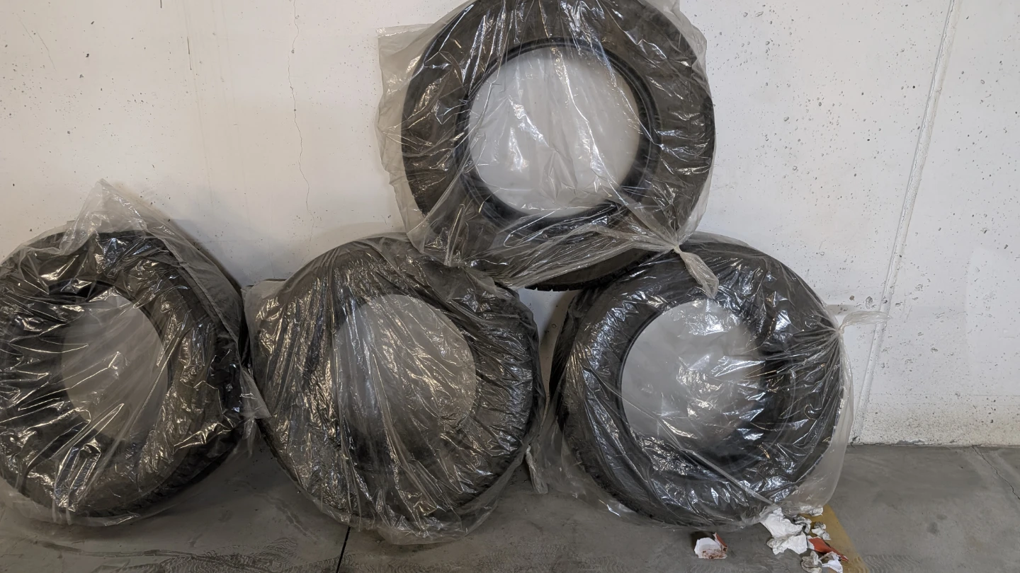 Bridgestone Blizzak DM V2 Winter Tires - Set of 4 - photo 4